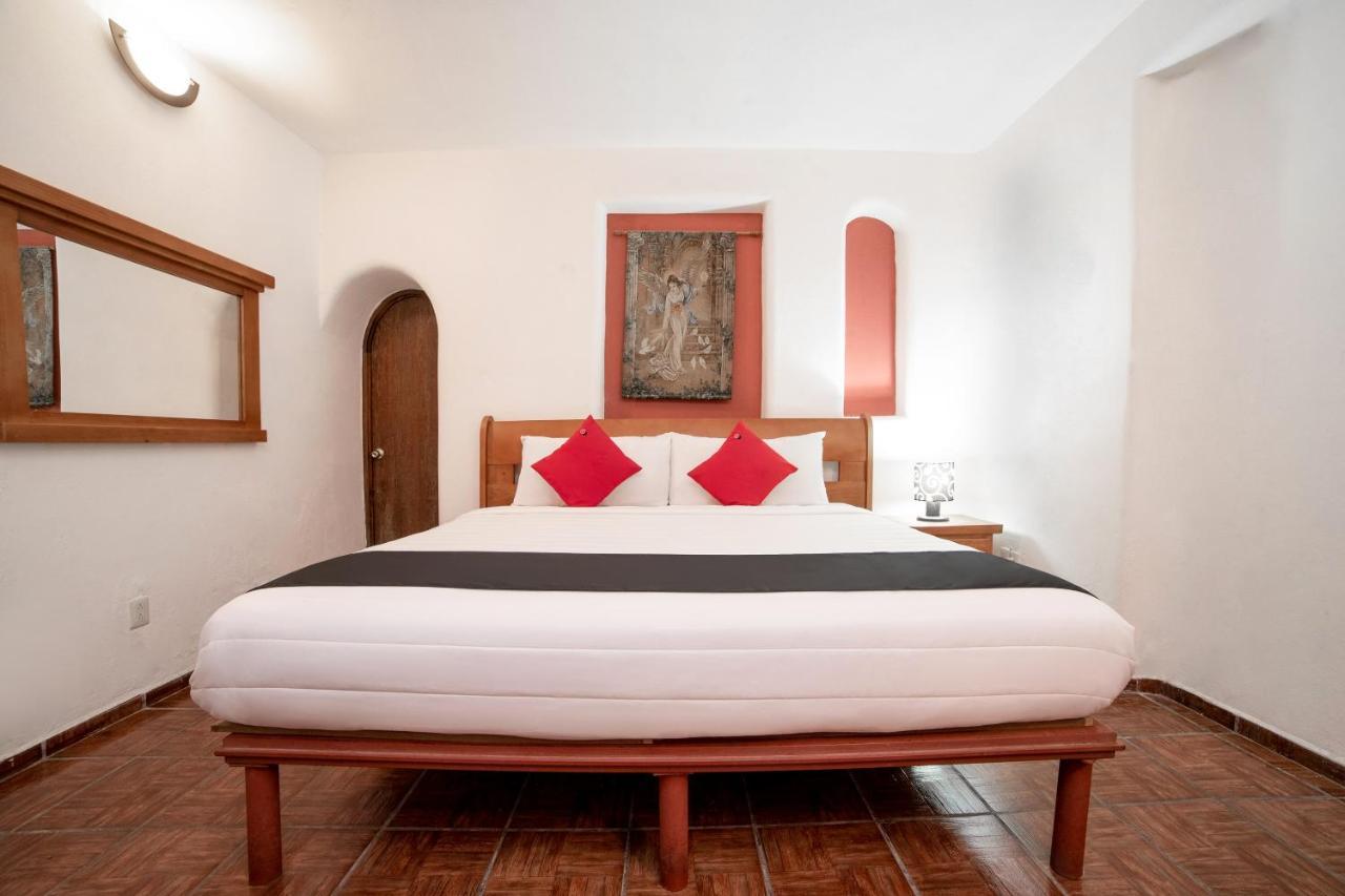 Capital O Next Yard Hotel & Suites Tequisquiapan San Luis Potosi Exterior photo